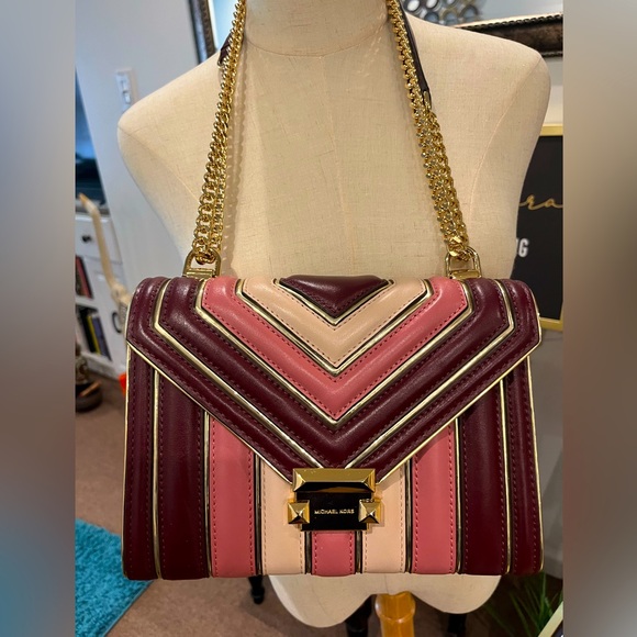 Michael Kors Handbags - Rare❤️‍🔥❤️‍🔥EUC Michael Kors Burgundy Whitney large Quilted Chevon Flap Bag